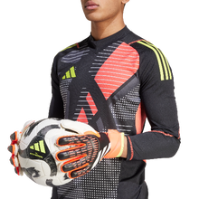 Load image into Gallery viewer, Predator Match Fingersave Goalkeeper Gloves