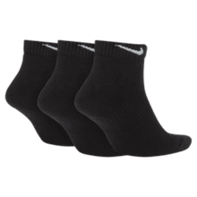 Load image into Gallery viewer, Nike Everyday Plus Cushioned Training Low Socks (3 Pairs)