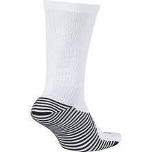Load image into Gallery viewer, Nike Squad Crew Socks