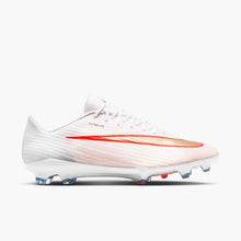 Load image into Gallery viewer, Nike Mercurial Superfly 11 Pro FG
