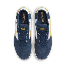 Load image into Gallery viewer, Nike Streetgato Indoor Soccer Shoes
