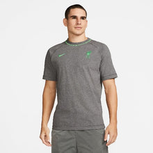 Load image into Gallery viewer, Nike Liverpool Short Sleeve Travel Top
