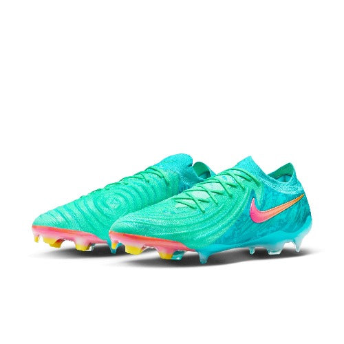 Nike Phantom GX2 エリートFG Nike Phantom GX II Academy FG Soccer Cleats | Mad Voltage