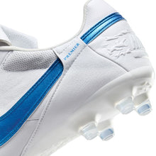 Load image into Gallery viewer, Nike Premier 3 FG
