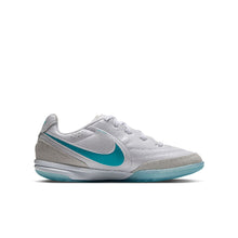 Load image into Gallery viewer, Nike Jr. Tiempo Streetgato IC
