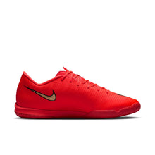 Load image into Gallery viewer, Nike Mercurial Vapor 17 Academy IN
