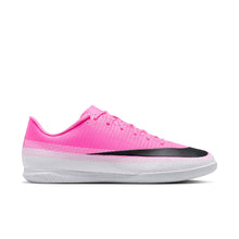 Load image into Gallery viewer, Nike Vapor 17 Club IC

