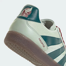Load image into Gallery viewer, Adidas Predator Freestyle
