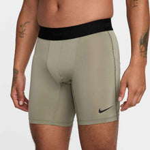 Load image into Gallery viewer, Nike Men's Dri-Fit Fitness Shorts
