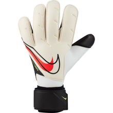 Load image into Gallery viewer, Nike Goalkeeper Vapor Grip3 Gloves
