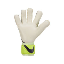 Load image into Gallery viewer, Nike Goalkeeper Grip3 Gloves
