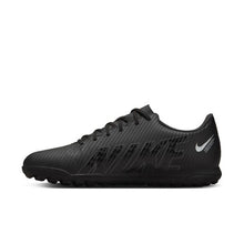Load image into Gallery viewer, Nike Mercurial Vapor 15 Club TF
