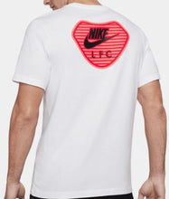 Load image into Gallery viewer, Nike Men&#39;s Liverpool FC Travel Tee
